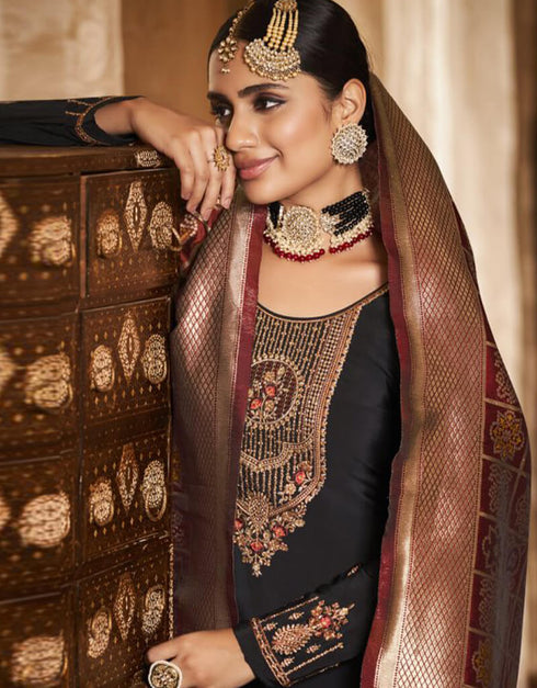 Black Chudidar style Suit Crepe Silk Salwar Kameez in Embroidery, Jacquard Print & Lace Work Closure View