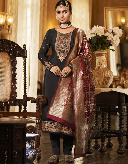 Black Chudidar style Suit Crepe Silk Salwar Kameez in Embroidery, Jacquard Print & Lace Work