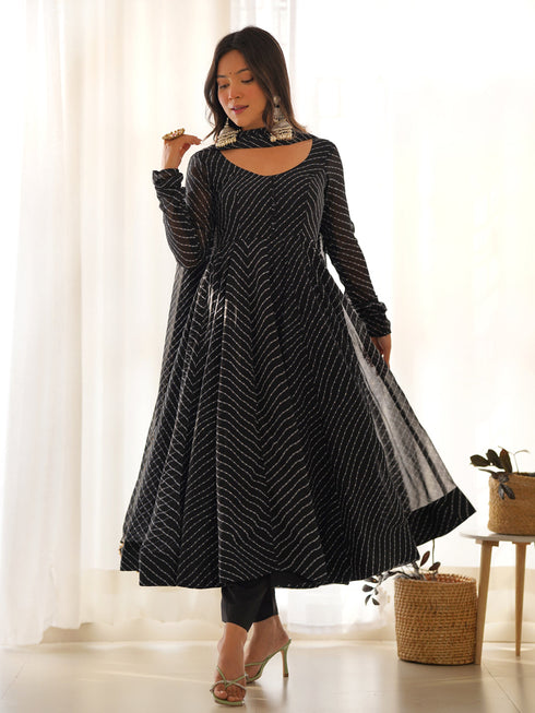 Black Heavy Pure Soft Georgette Anarkali Dress 192646 Closure View