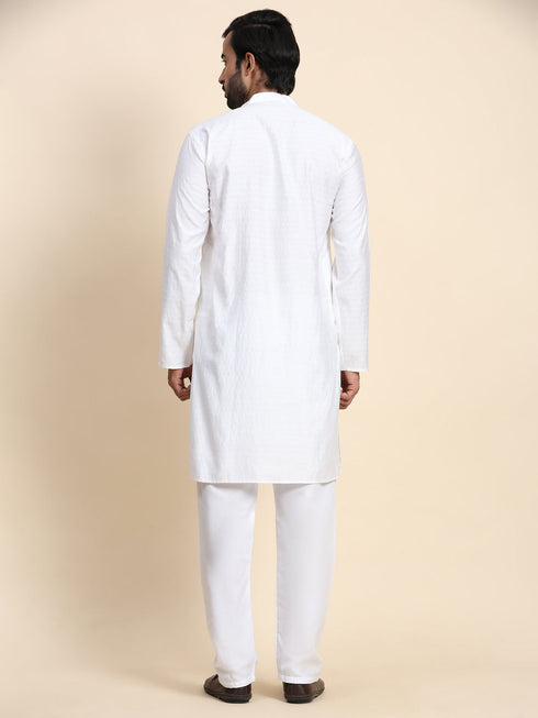 White Kurta Viscose Rayon Payjama Closure View