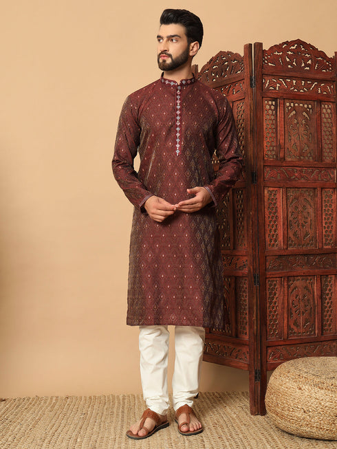 Maroon Kurta Jacquard Payjama Closure View
