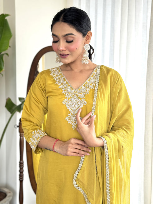 Yellow Chanderi Pant Suit Acz3170 Back View