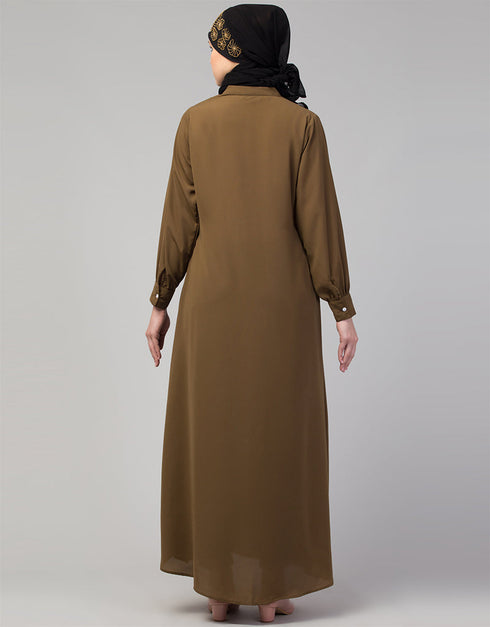 Islamic Front-open abaya with cuffs for everyday wear In Color Gold brown