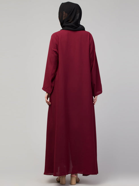 Muslimah Basic Abaya with Zipper for Everyday Life In the Color Maroon