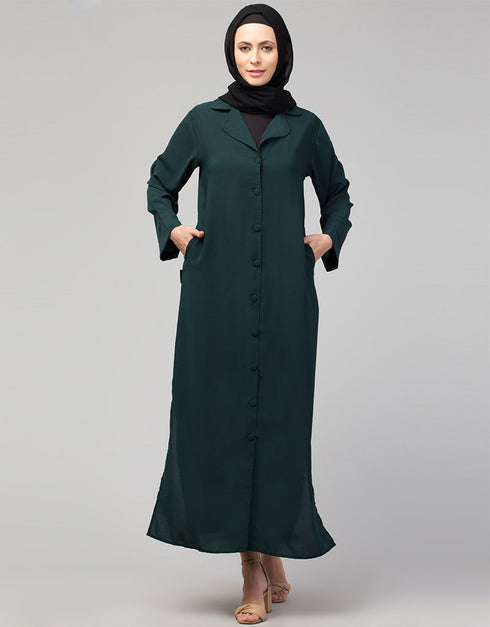 Chic Abaya with a coat collar and buttoned front in self-fabric In the Shade of Green
